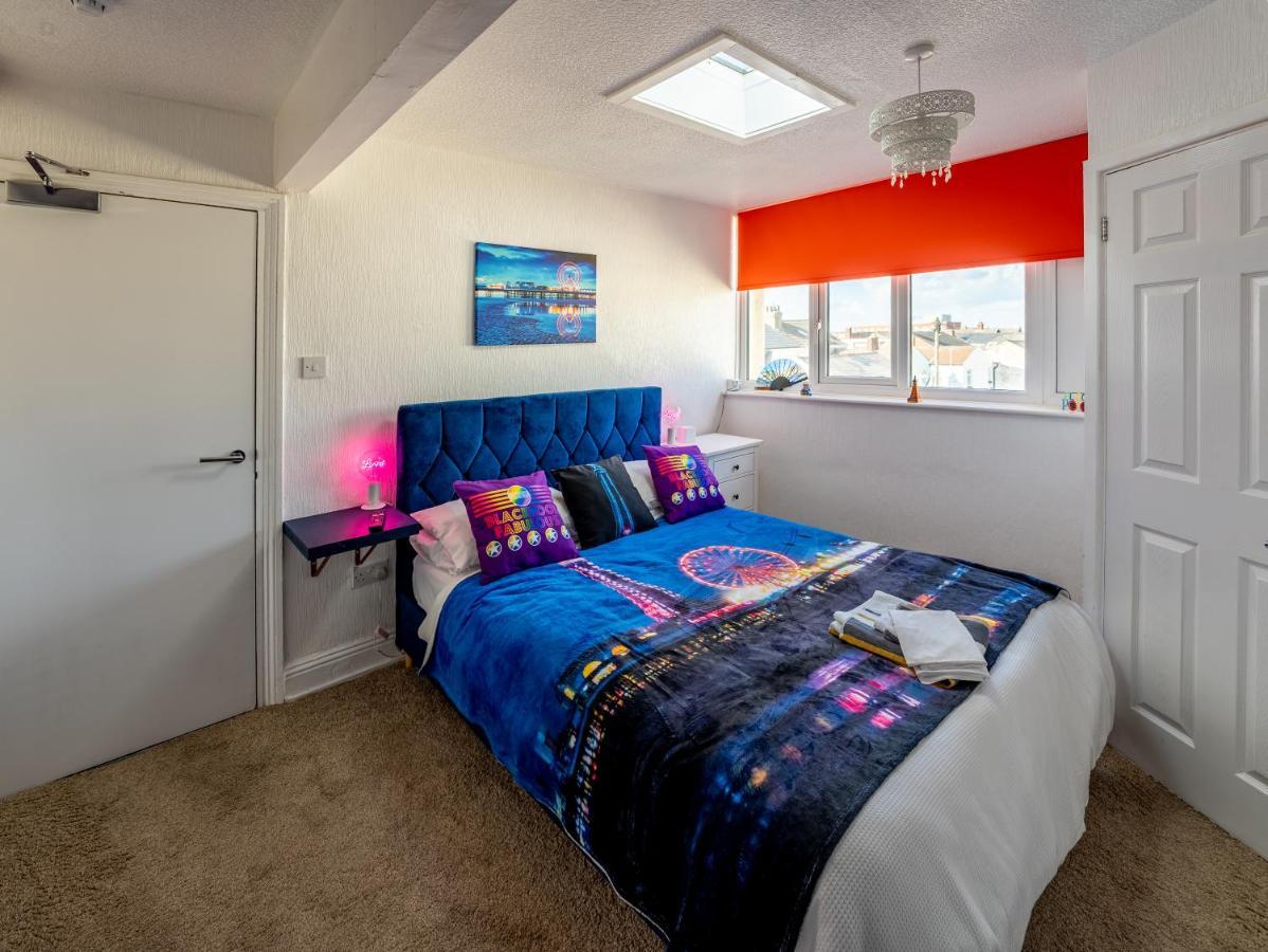 Abode - The Cinema House Holiday home *