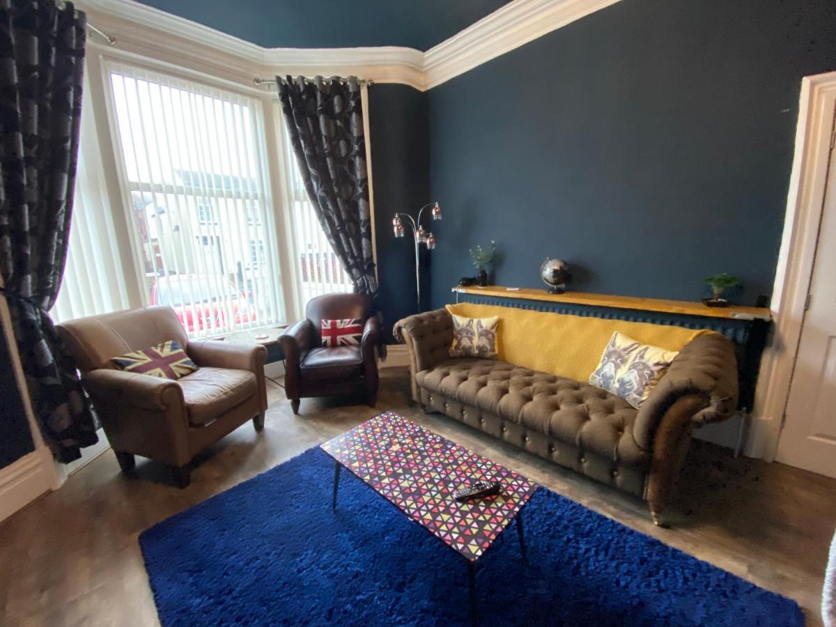 Abode - The Cinema House Holiday home *