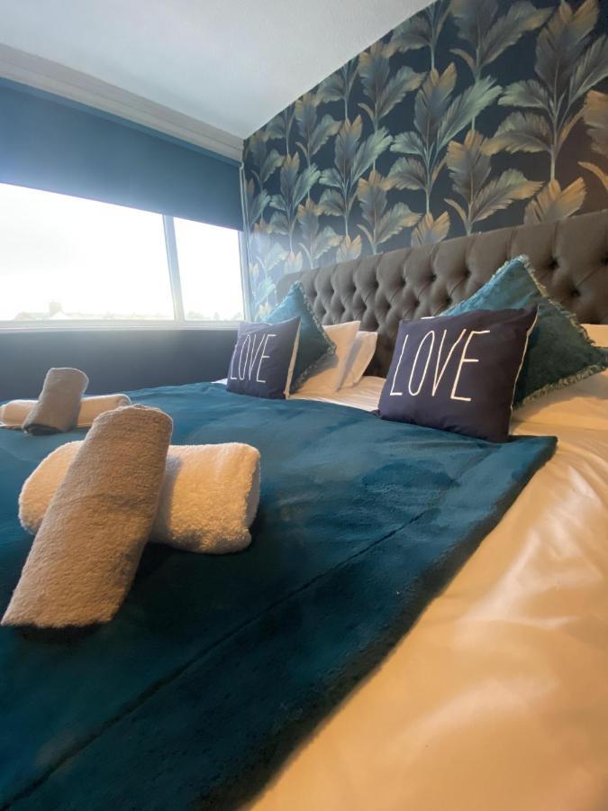 Abode - The Cinema House Holiday home